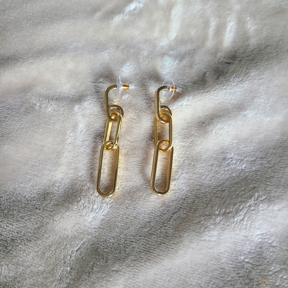 NWOT gold paperclip  earings
